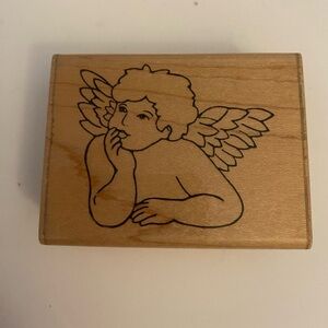 JRL Design M131 Thoughtful Cherub